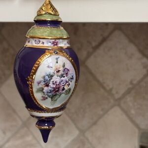Bradford Editions Heirloom Porcelain Lena Liu Purple Pansies Floral Ornament